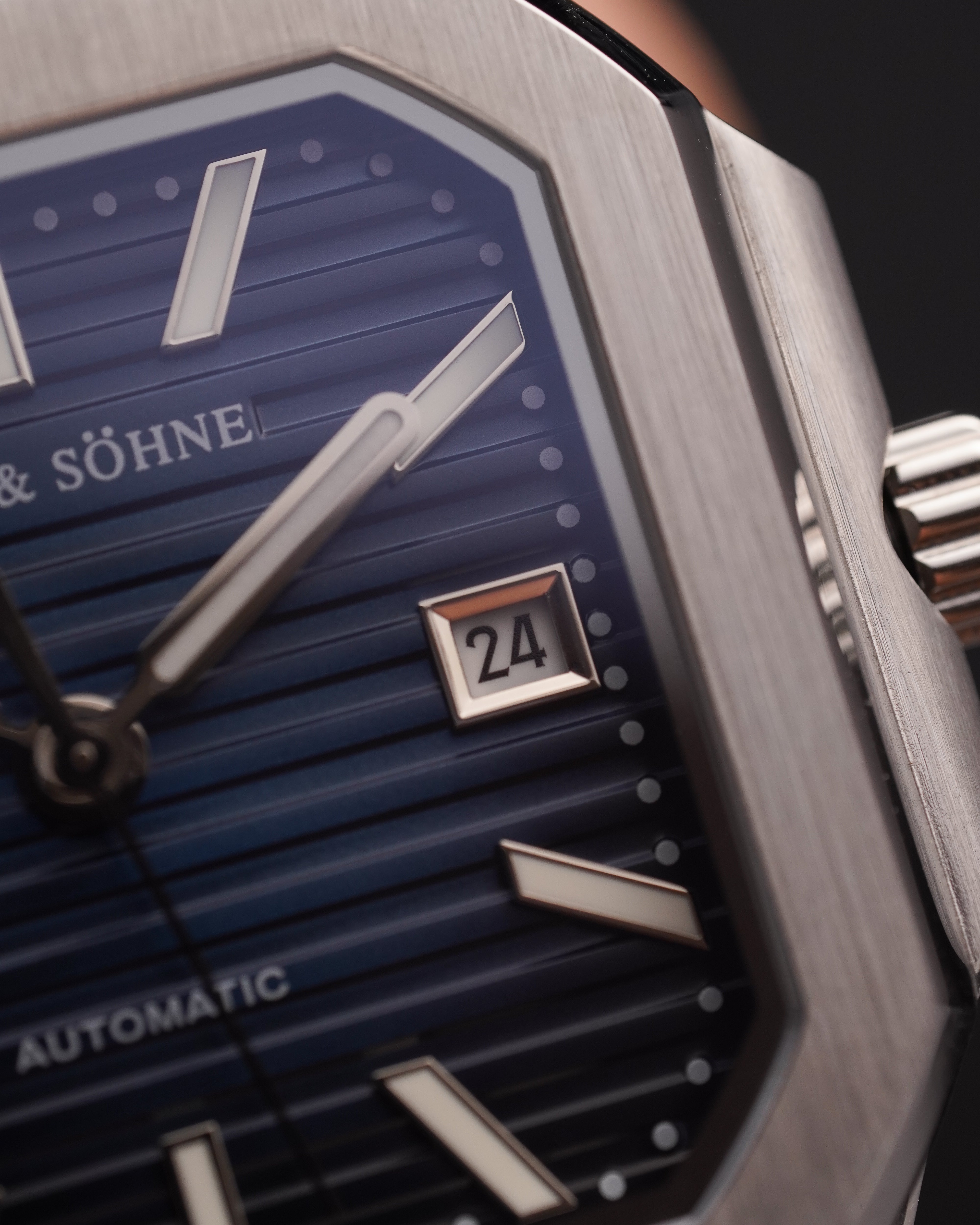Specht & Söhne SP0028A2-L Automatic