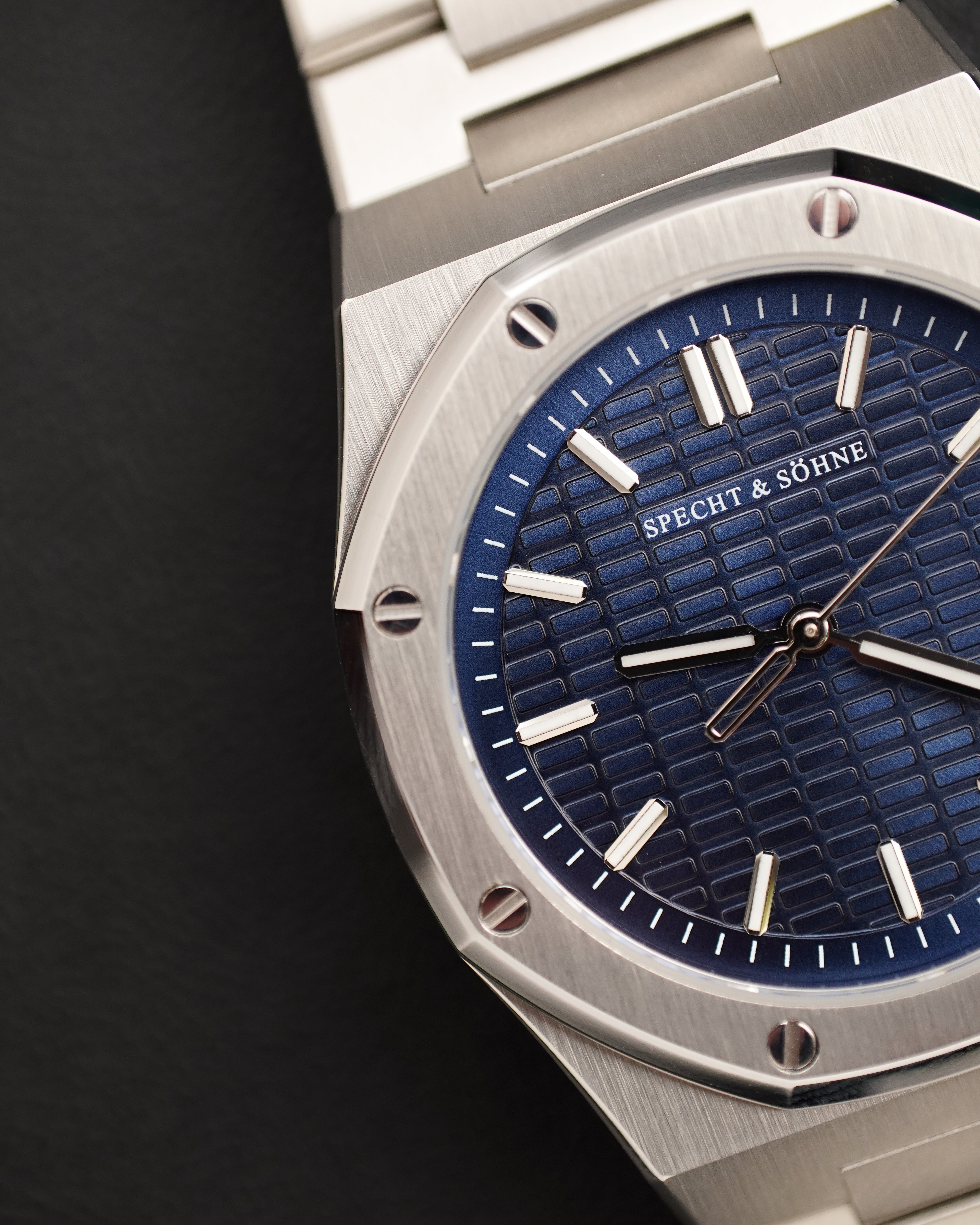 Specht & Söhne SP2646Q1 Thạch anh